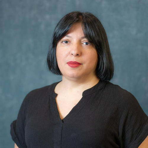 თინათინ საბანაძე